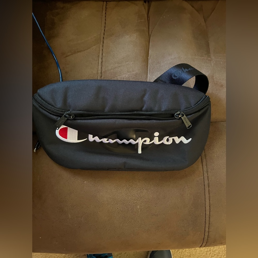 Champion Fanny Pack